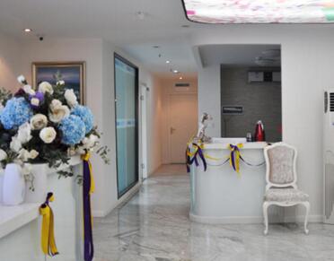 重庆江之南医疗美容门...